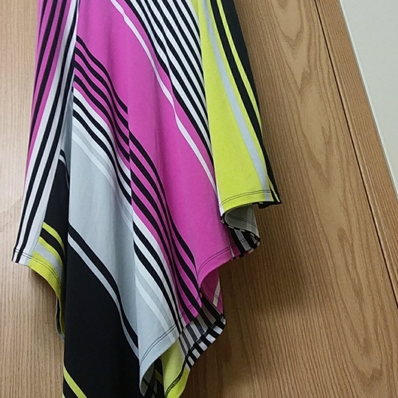 One world asymmetrical skirt - Picture 4 of 6